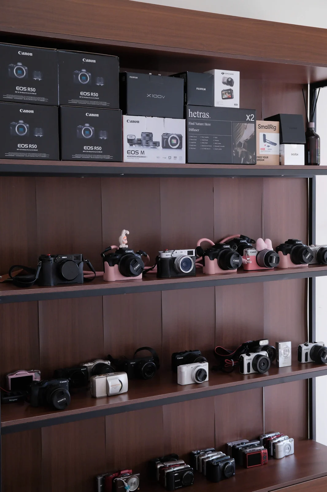 Không gian bên trong Kiho Camera Đồng Hới